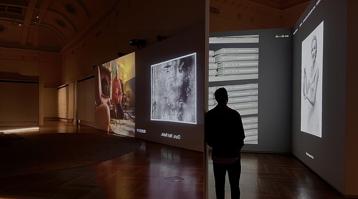 Mirror exhibition at State Library Victoria