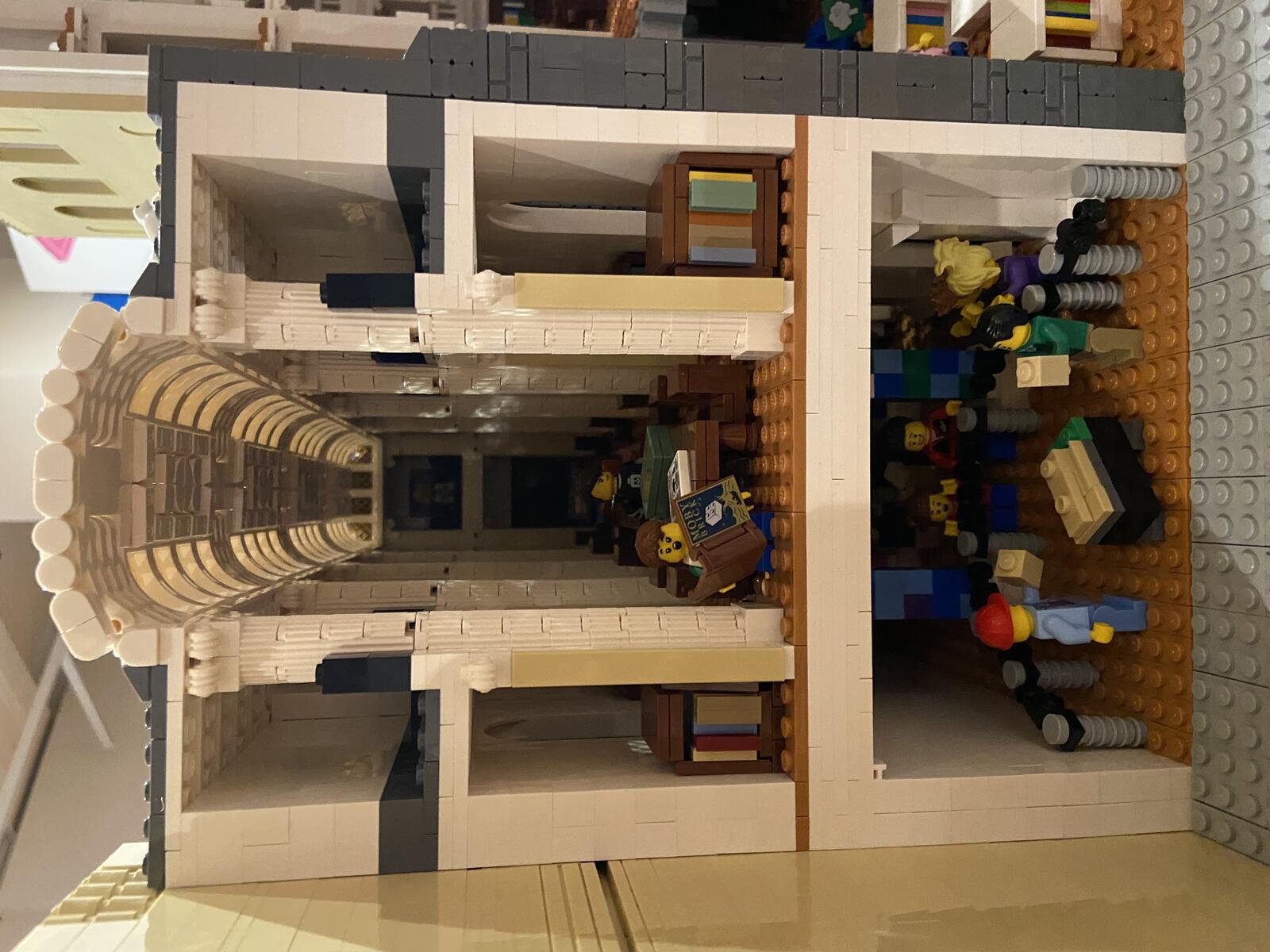 LEGO Bricktoria
