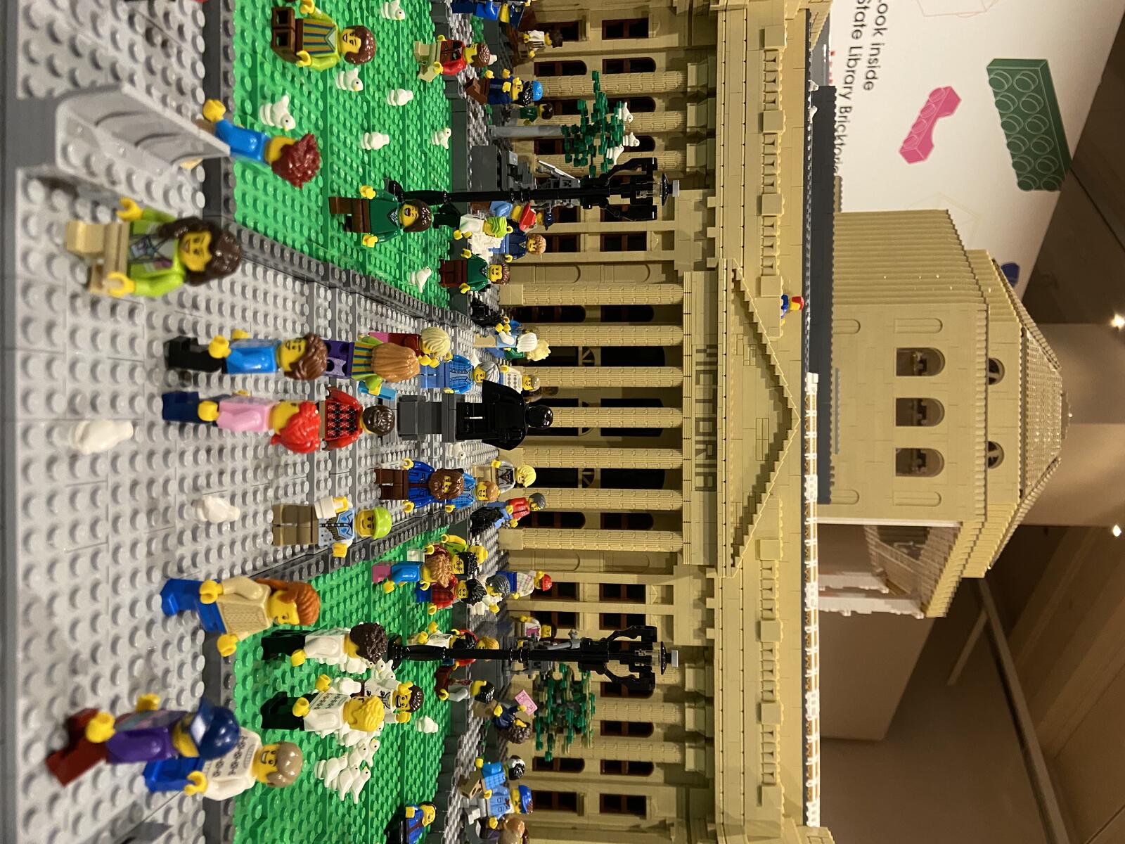 LEGO Bricktoria